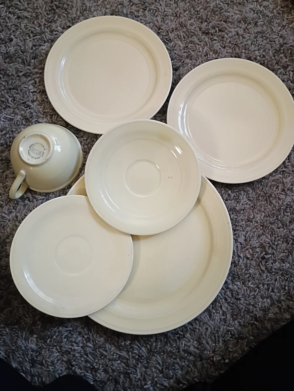 Vintage Early California Vernonware Pale Yellow 6 Pieces